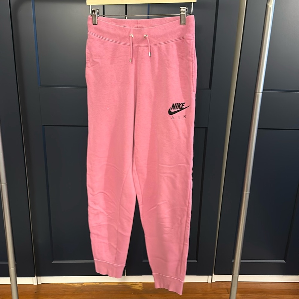 Nike sweatpants - Picture 1 of 2